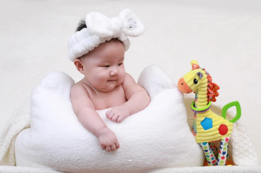 伊川宝宝腹胀呕吐