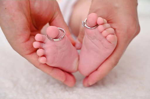 伊川几个月宝宝可以枕枕头 伊川几个月宝宝可以枕枕头